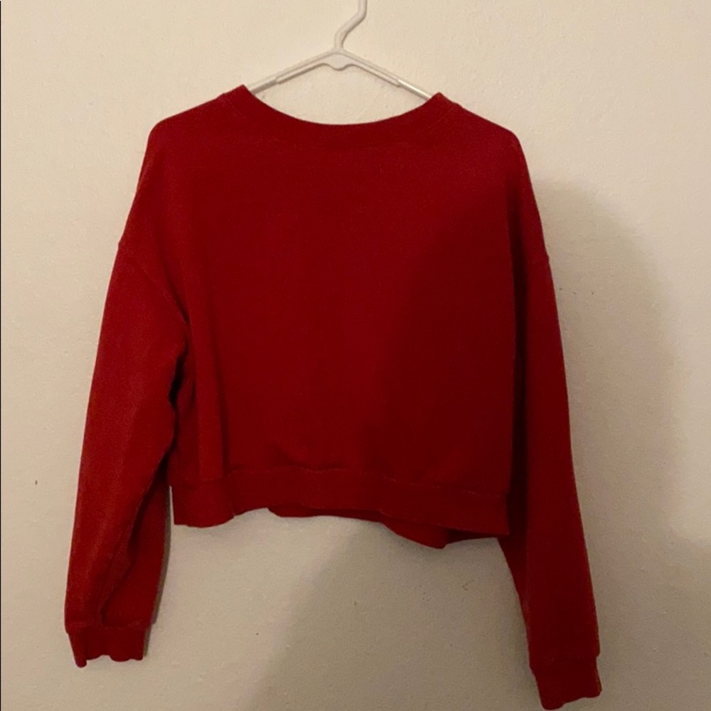 Red sweatshirt!♥️